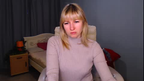 Snapshot of incredible_ariela chatting on January 24, 8:02 am incredible_ariela online show from January 24, 8:02 am