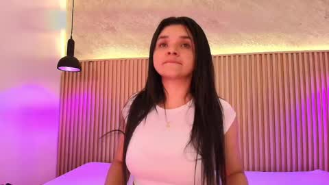 Snapshot of indi_catalina chatting on October 2, 11:42 am Indi Catalina online show from October 2, 11:42 am