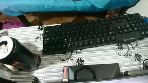 Snapshot of indian_candyxx chatting on October 23, 7:04 pm Candy cat online show from October 23, 7:04 pm