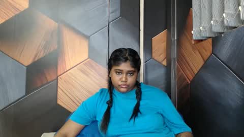 Snapshot of indian_rimmelx chatting on October 7, 7:15 am Melz online show from October 7, 7:15 am