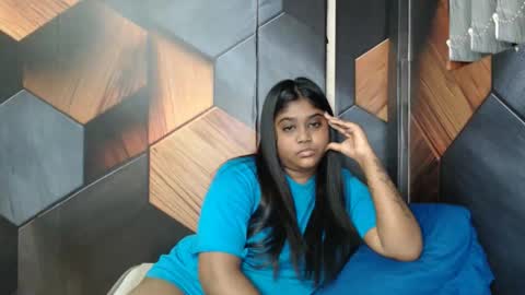 Snapshot of indian_rimmelx chatting on September 27, 8:01 am Melz online show from September 27, 8:01 am