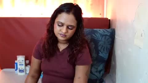 indian_sunshine online show from November 30, 6:31 am