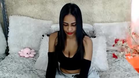 Snapshot of indian_swaggerliciousx chatting on October 17, 9:30 pm Jazmin online show from October 17, 9:30 pm