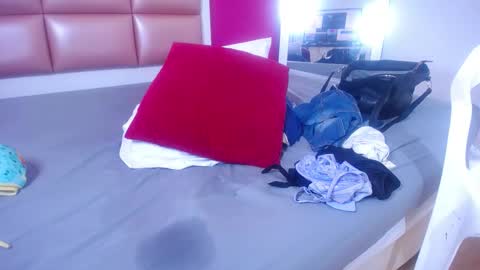 indian_whore18 online show from November 25, 9:57 pm