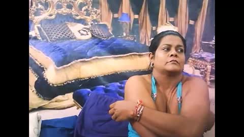 indiancherrypie online show from December 3, 11:11 am