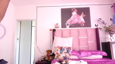 indiandelia online show from March 9, 7:45 am