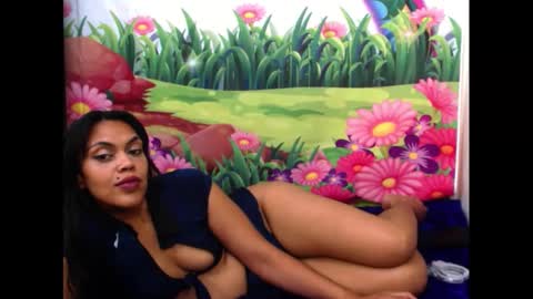 Snapshot of indiandesire4u69 chatting on October 13, 12:51 pm Lia online show from October 13, 12:51 pm