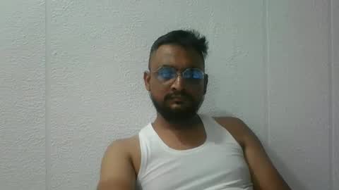 Snapshot of indianlover1433 chatting on September 12, 6:26 am Indian lover online show from September 12, 6:26 am