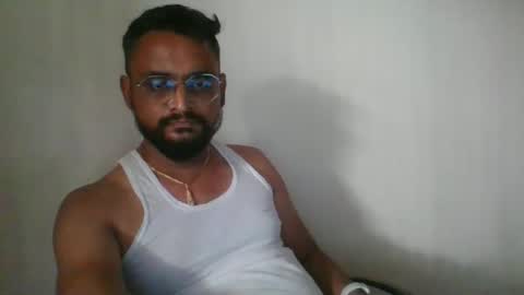 Snapshot of indianlover1433 chatting on February 1, 9:43 am Indian lover online show from February 1, 9:43 am