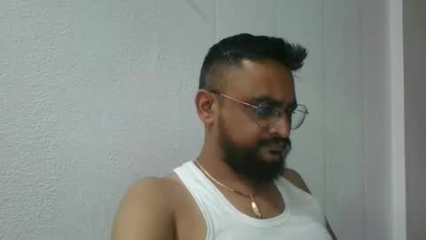 Snapshot of indianlover1433 chatting on September 24, 9:49 am Indian lover online show from September 24, 9:49 am