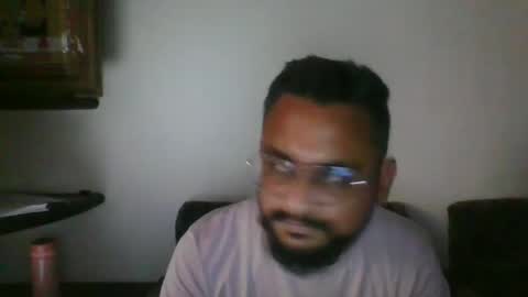 Snapshot of indianlover1433 chatting on December 31, 11:42 am Indian lover online show from December 31, 11:42 am