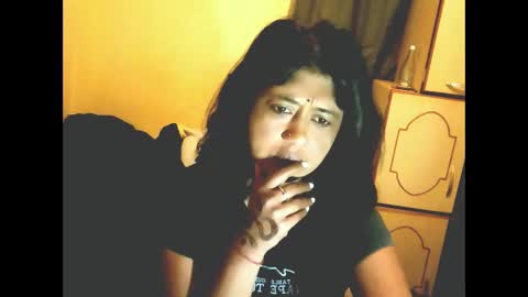 indianpleasures21 online show from March 22, 12:47 am