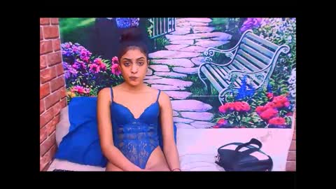 indianpretty1 online show from December 20, 6:31 am