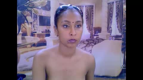 indiansexybutt4u2luv online show from February 26, 6:17 am