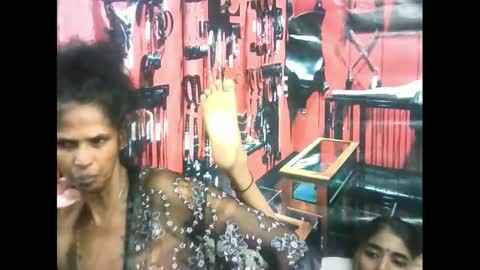 Snapshot of indiansexyslender4u2luv chatting on March 10, 1:10 pm indiansexyslender4u2luv online show from March 10, 1:10 pm
