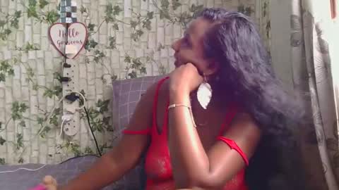 tina online show from February 12, 12:44 pm