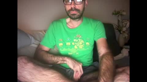 Snapshot of indiscriminator chatting on December 30, 5:37 am just1dude online show from December 30, 5:37 am