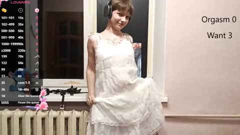 Snapshot of infinitina chatting on October 16, 5:23 pm Keily online show from October 16, 5:23 pm