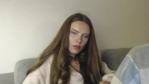 Sweet girl online show from October 18, 5:39 pm