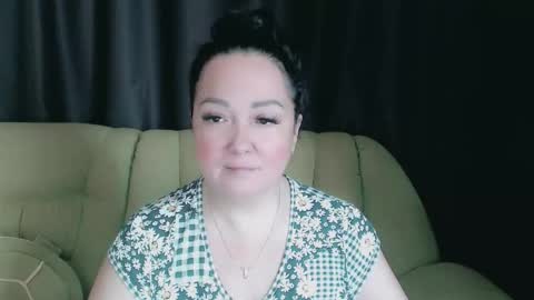 Snapshot of infinity_loveliness chatting on September 20, 6:49 am Infinity online show from September 20, 6:49 am