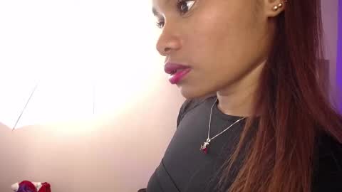 ingrid03_taffur online show from December 17, 8:15 pm