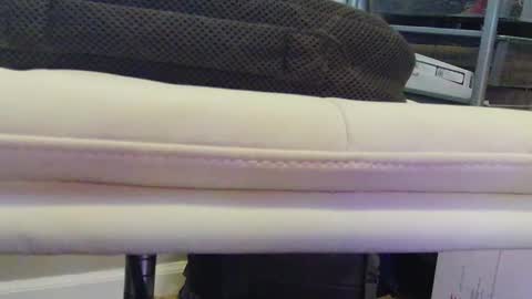 Snapshot of injmolder2 chatting on October 7, 12:01 pm Hanging Out online show from October 7, 12:01 pm