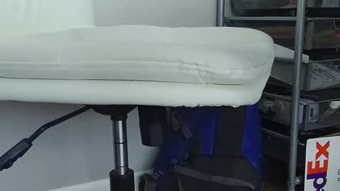 Snapshot of injmolder2 chatting on March 1, 8:53 pm Hanging Out online show from March 1, 8:53 pm