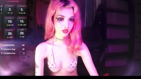 Snapshot of ink_pleasure chatting on October 7, 1:23 am Pleasure With Rita online show from October 7, 1:23 am