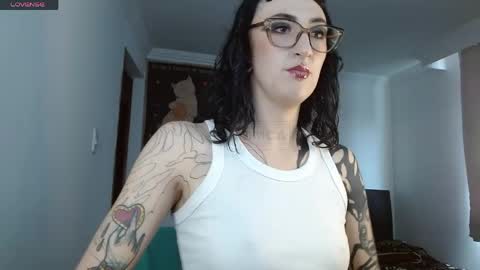 Valerie online show from April 23, 6:20 pm