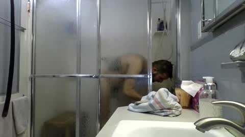 InMyBackyard online show from November 11, 9:50 pm