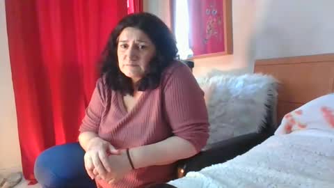 inna46_ online show from December 3, 1:06 pm