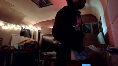 inner_crack online show from December 2, 2:13 am