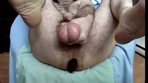 Inspector69er online show from April 4, 5:09 pm