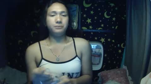 Snapshot of insulting_whoreifica chatting on March 3, 2:17 pm MAXINE online show from March 3, 2:17 pm