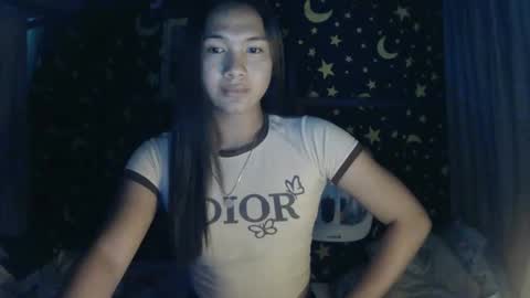 Snapshot of insulting_whoreifica chatting on January 13, 7:11 am MAXINE online show from January 13, 7:11 am