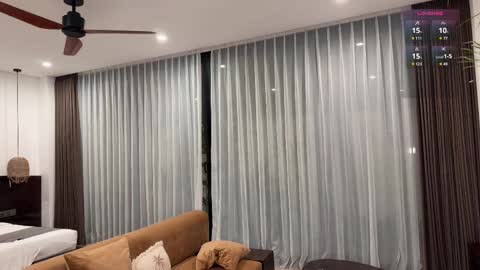 Sofi online show from April 22, 5:31 pm