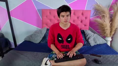 invincible200 online show from October 3, 2:47 pm