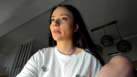 Snapshot of irenevon chatting on October 13, 3:41 am Ir s room online show from October 13, 3:41 am