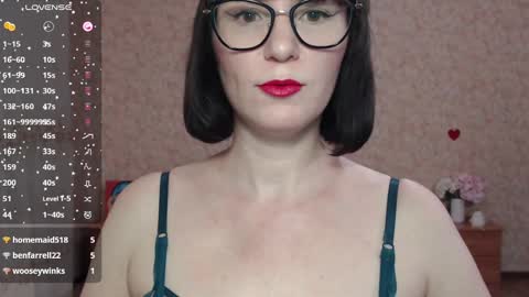 Snapshot of irenlarasani chatting on February 22, 9:12 am IrenLarasani online show from February 22, 9:12 am