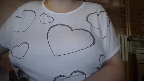 IrinnaK online show from December 1, 6:39 pm