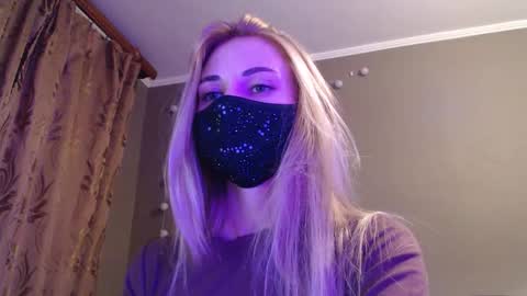 Lily online show from September 12, 5:04 pm