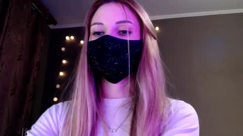 Lily online show from March 9, 5:06 pm