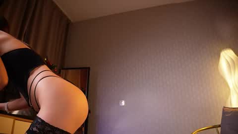 Iris online show from December 21, 5:52 pm