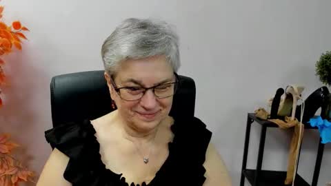 I R I S online show from October 9, 7:14 am