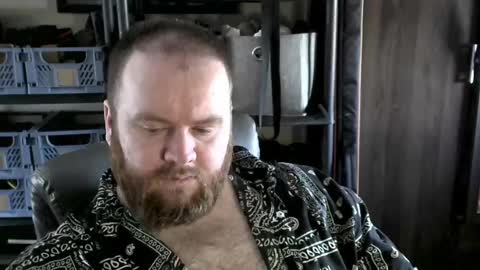 twitter theirishman205 online show from February 22, 12:18 pm