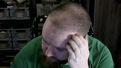 twitter theirishman205 online show from February 1, 3:39 pm