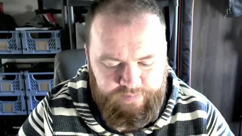 twitter theirishman205 online show from January 2, 1:19 pm