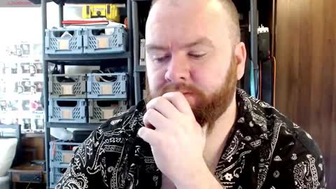 twitter theirishman205 online show from September 22, 1:04 pm