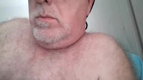 Snapshot of irishdudeloveoib chatting on February 25, 4:35 pm Irishdudelove online show from February 25, 4:35 pm