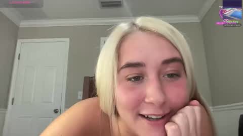Snapshot of irispink1 chatting on October 16, 4:50 pm Irispink1 online show from October 16, 4:50 pm